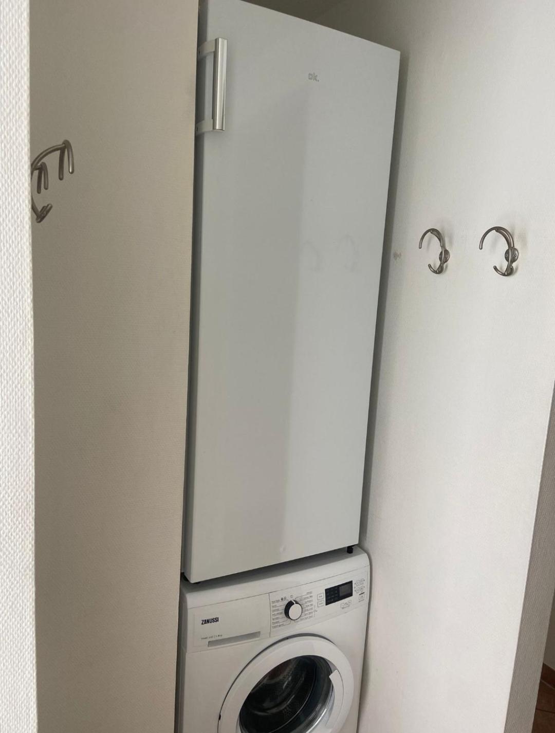 Huisje Finn, Met Grote Tuin En Veel Privacy Dirkshorn Exterior foto